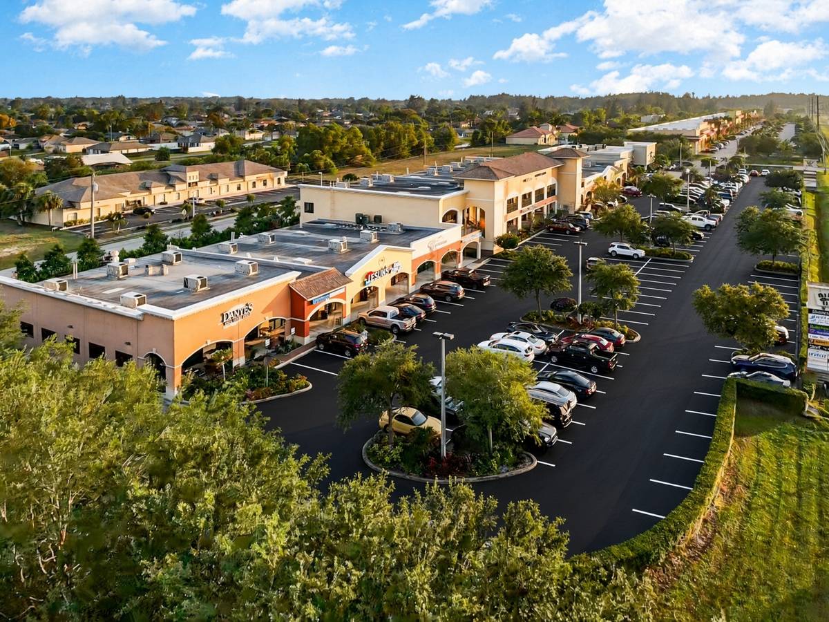 Storefronts at Plaza del Sol, 900 SW Pine Island Rd, Cape Coral, FL, managed by Five Diamonds Management